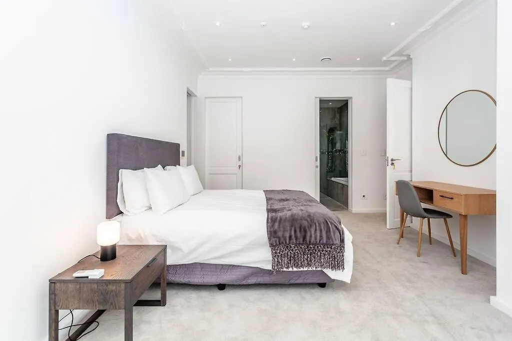 Luxurious 2 Bed Apartment Address On Adderley Kapstadt